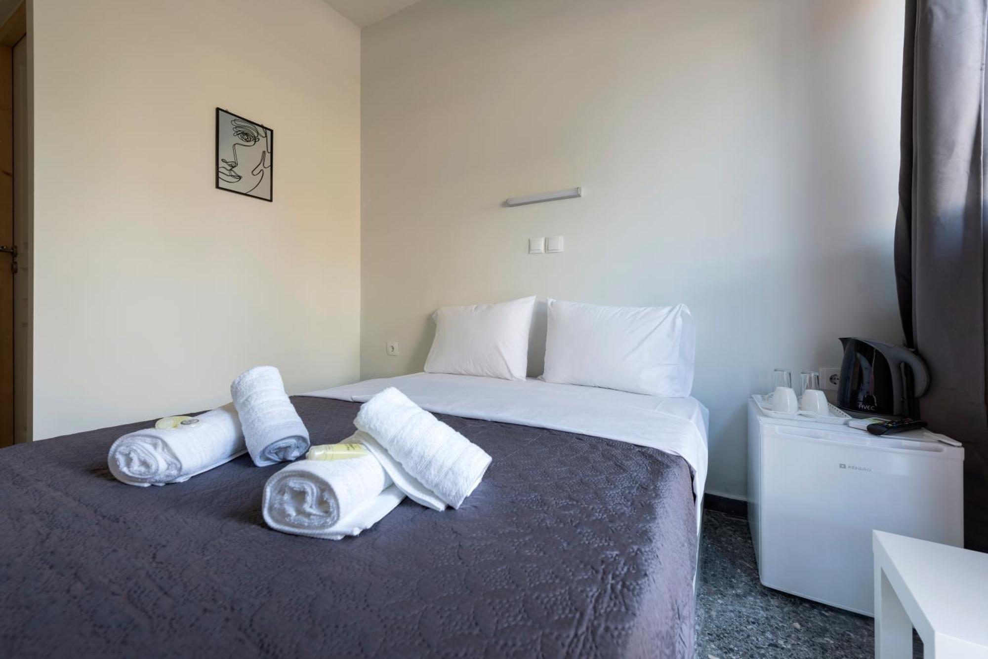 Liberal Mini Rooms & Suites 雅典 外观 照片
